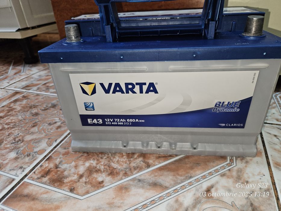 Vând baterie (acumulator auto] VARTA Blue Dynamic, 72 Ah, 680 A VARTA
