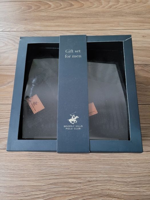 Set caciula, fular si manusi pentru barbati