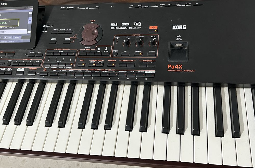 Vand Korg Pa4X impecabila