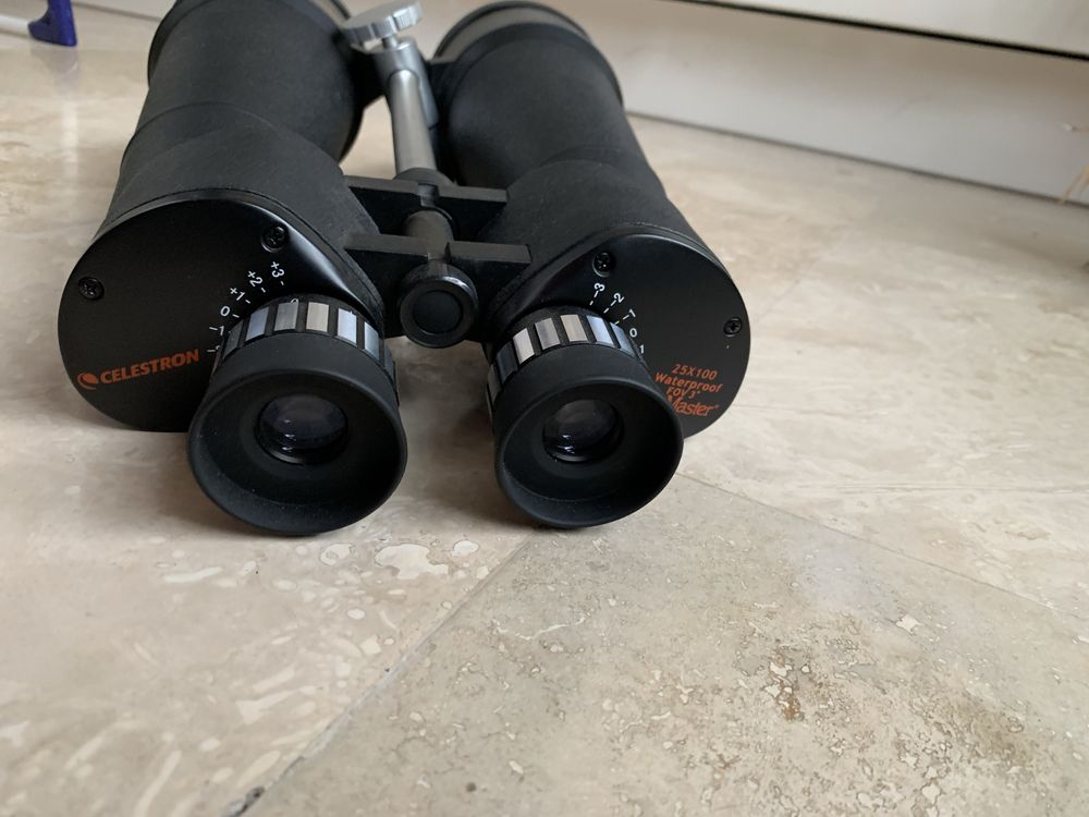 Binoclu celestron 25x100 skymaster