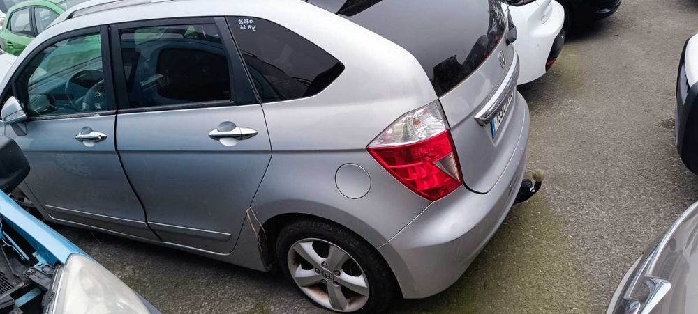 Honda FRV 2.2 i CTDi 2006-2011г. на части