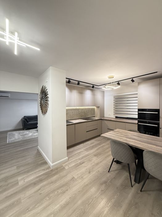 Apartament 3 camere 2 bai