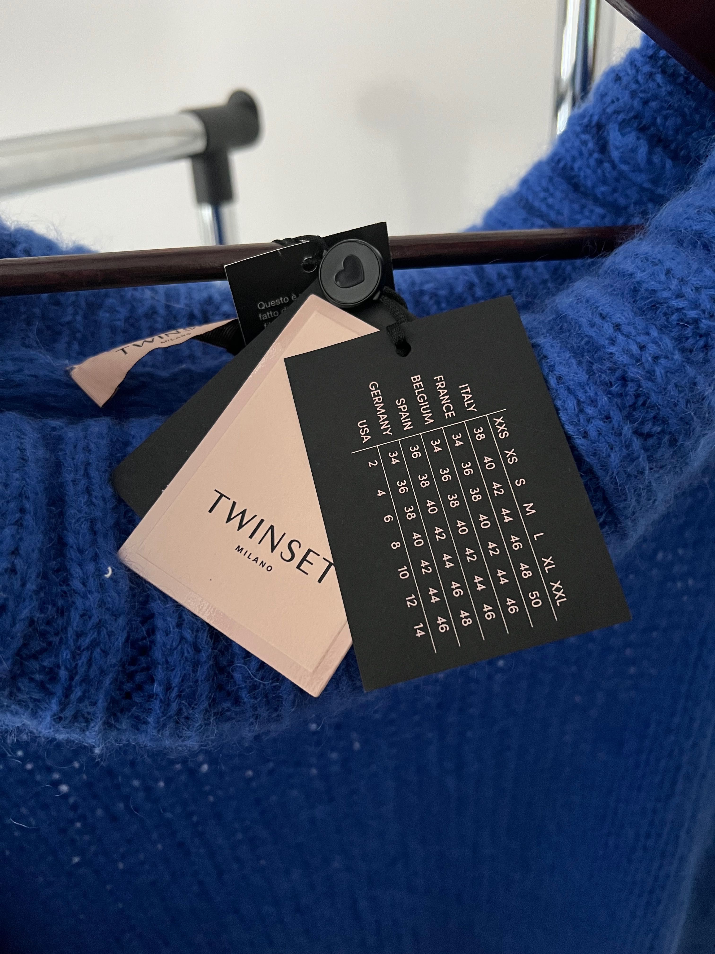 Нов пуловер Twinset