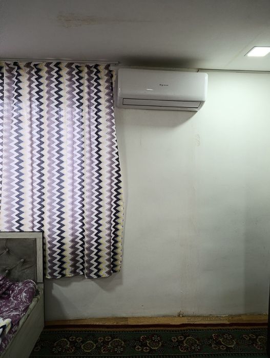 Срочно сдам 1 ком общий двор Дружба ул.Кирки только семейным