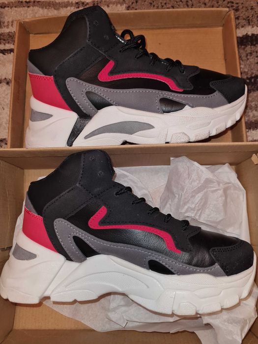 Adidasi dama masura 36