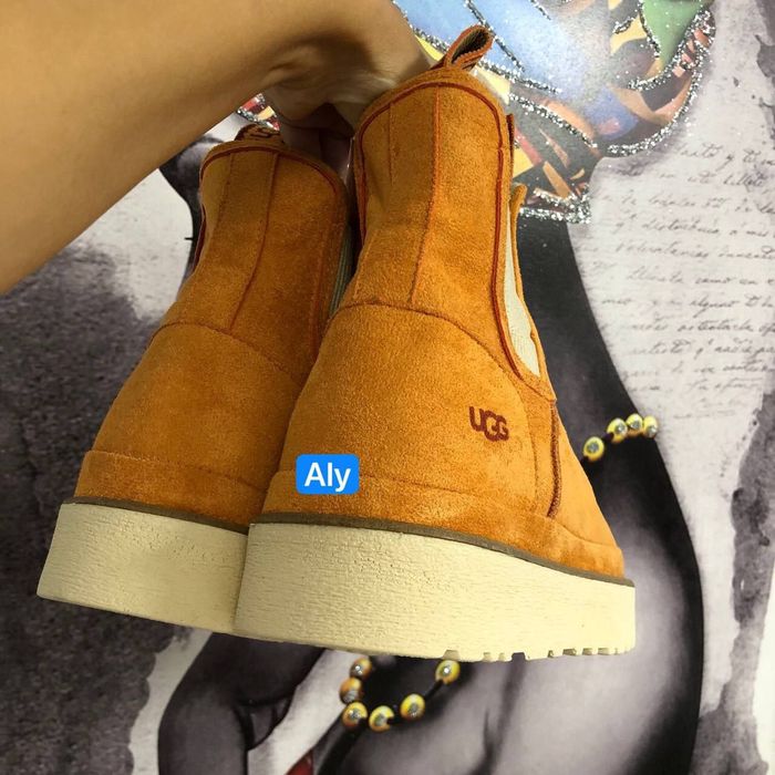 Ugg210 cele mai căutate 
160 lei

Cu săculeț