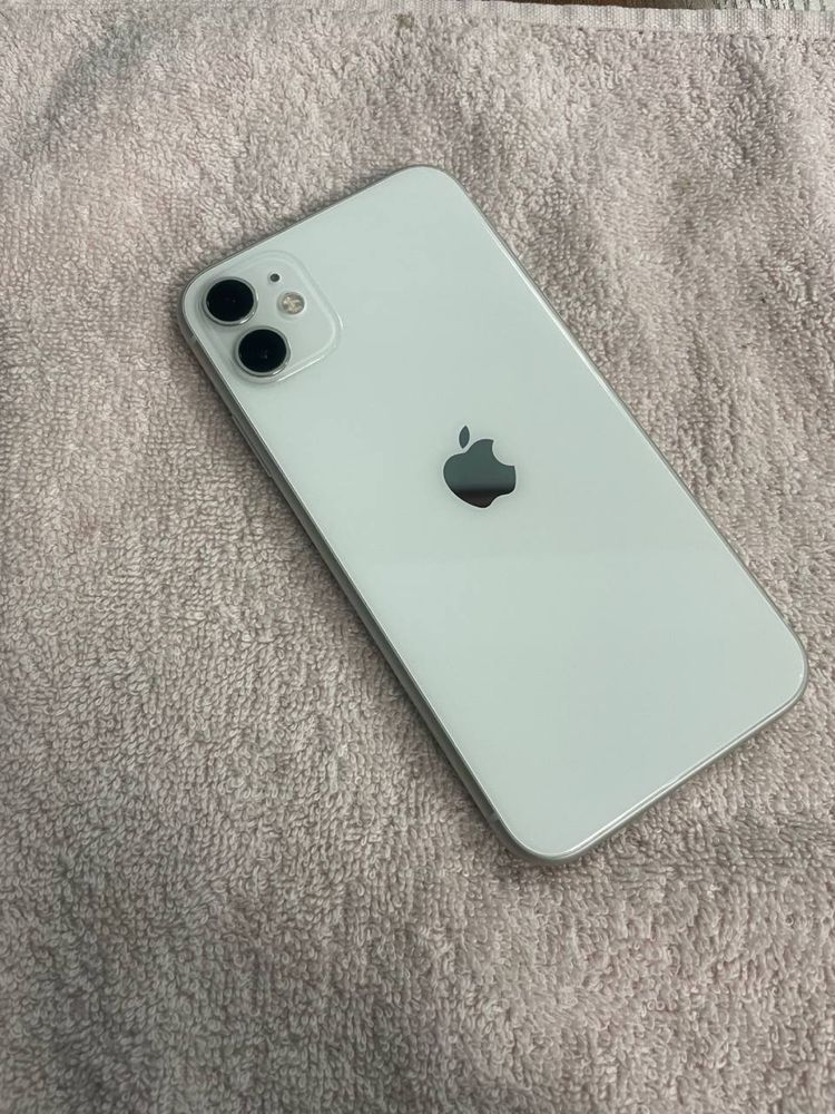 Iphone11. 80% LL/A