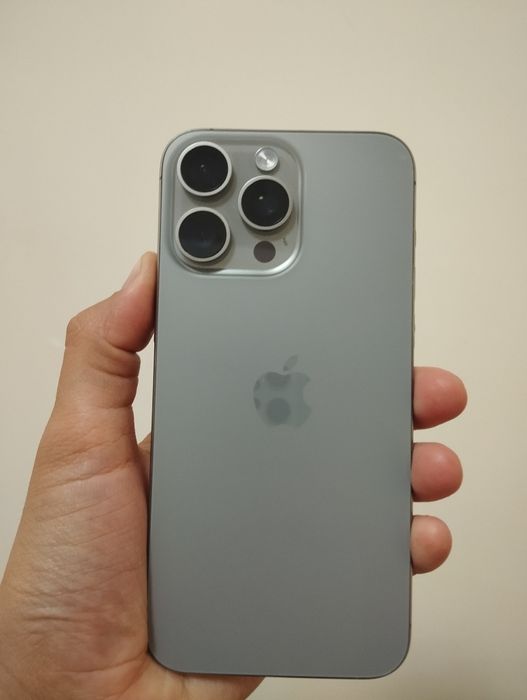 iPhone 15 pro max 256 ideal