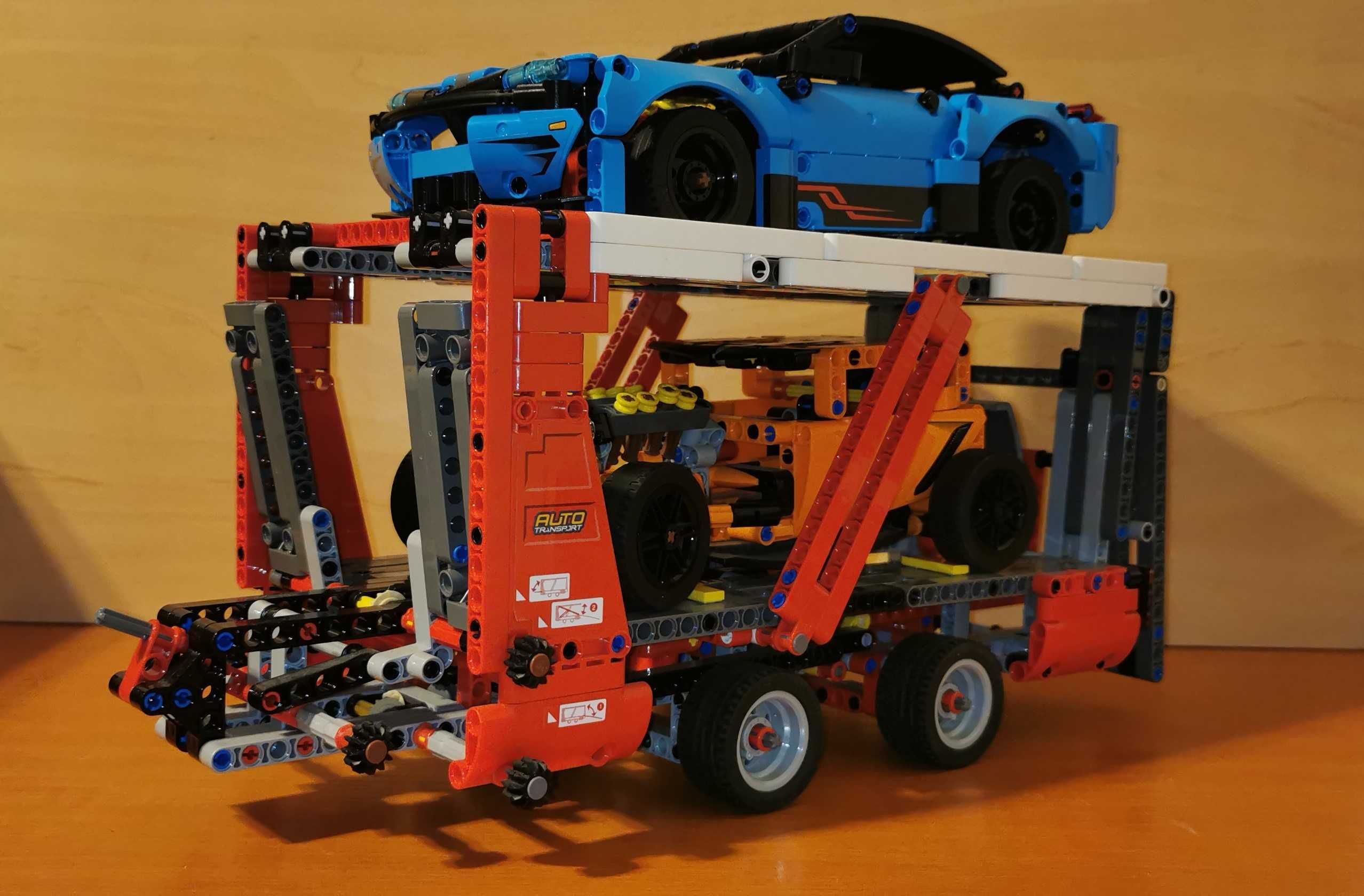 Lego Technic 42098 - Автовоз + 42093 Chevrolet Corvette ZR1