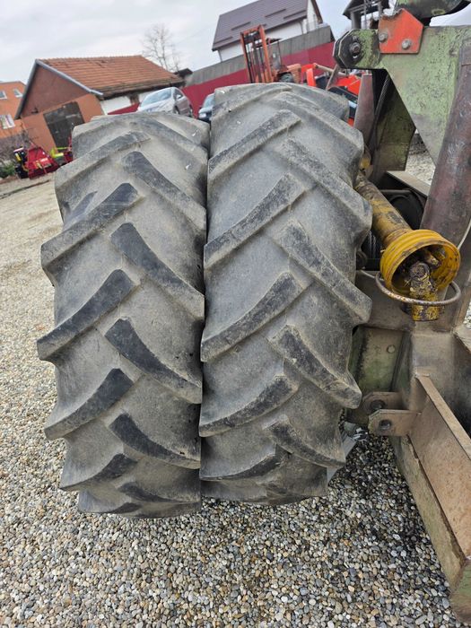 14.9 R28 anvelope tractor 2 bucati 14.9 R28 cauciucuri tractor 800 lei