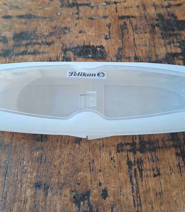 писалка Пеликан Peliкan сребрист метал в кутия