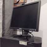 DELL монитор за компютър