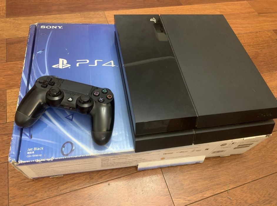 Игровая приставка Sony Playstation 4, 500 Gb