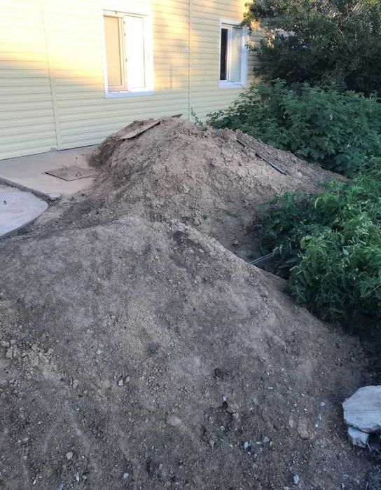 Отдам Грунт (глина) бесплатно, самовывоз.