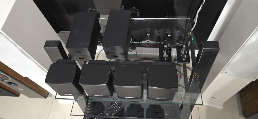 Bose 300 Virtually Invisible pentru soundbar 300 500 600 700 900