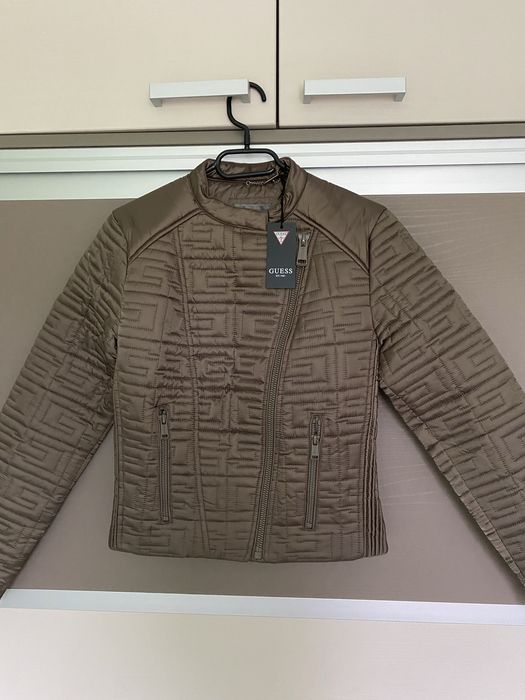 Оригинално ново яке Guess - XS