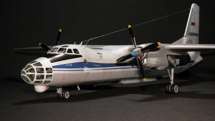 Сборная модель самолета Ан-30 (Амодел, 1:72)