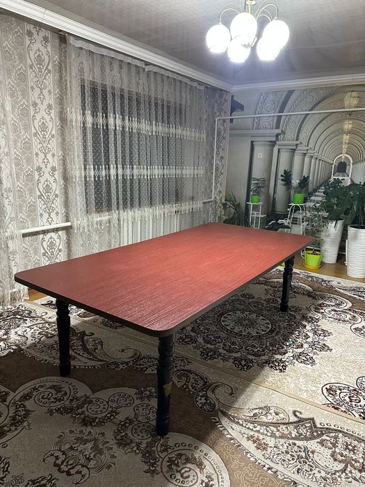 Продаю стол в хорошем состоянии