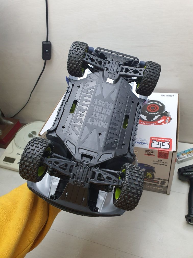 Arrma Mojave Grom RC количка 1:14 с Дистанционно Управление