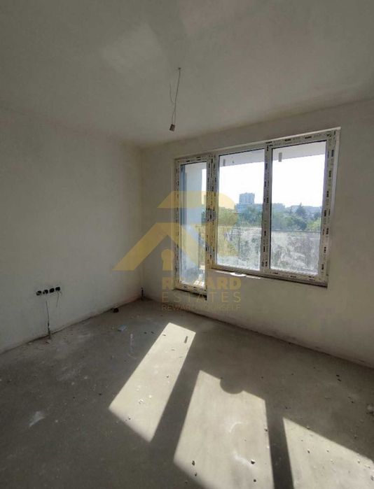 Продава се Двустаен апартамент в София, Надежда 2 - 61 кв.м за 2050 €/кв.м - Снимка #4