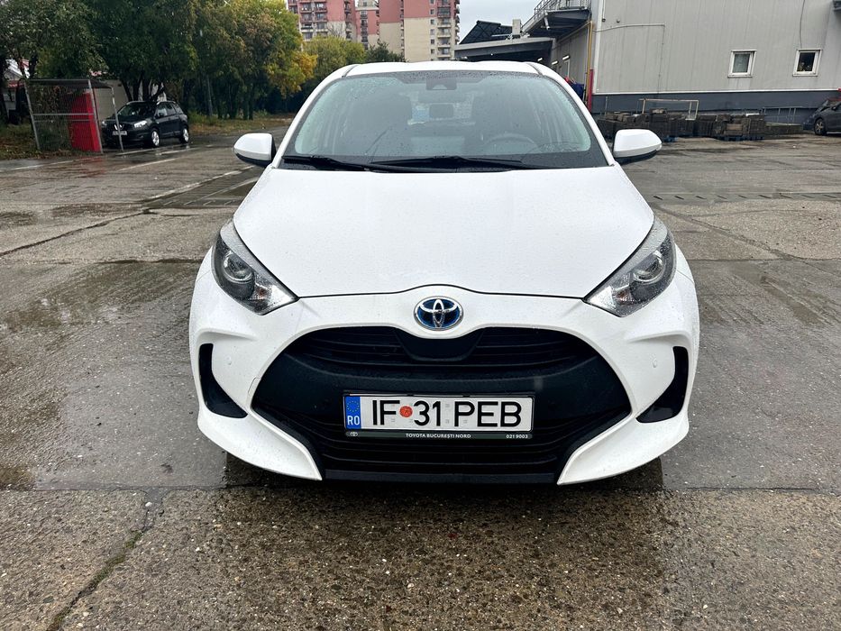 Toyota Yaris-2022-1.5 benzina hybrid-automata-unic proprietar/GARANTIE