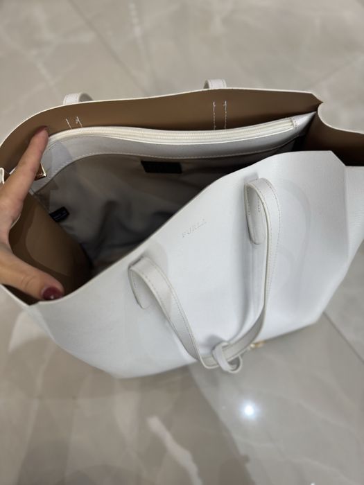 Чанта на “FURLA”