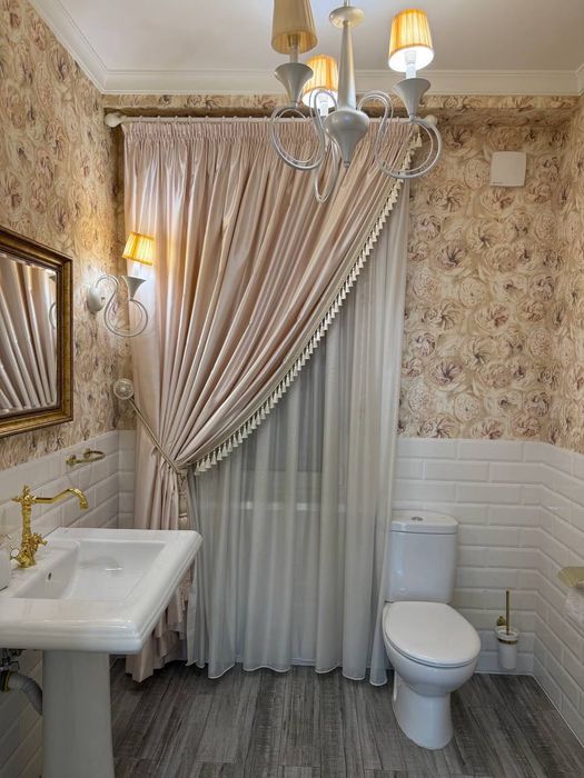 Аренда Евро офис 
метро Айбек 105м2
