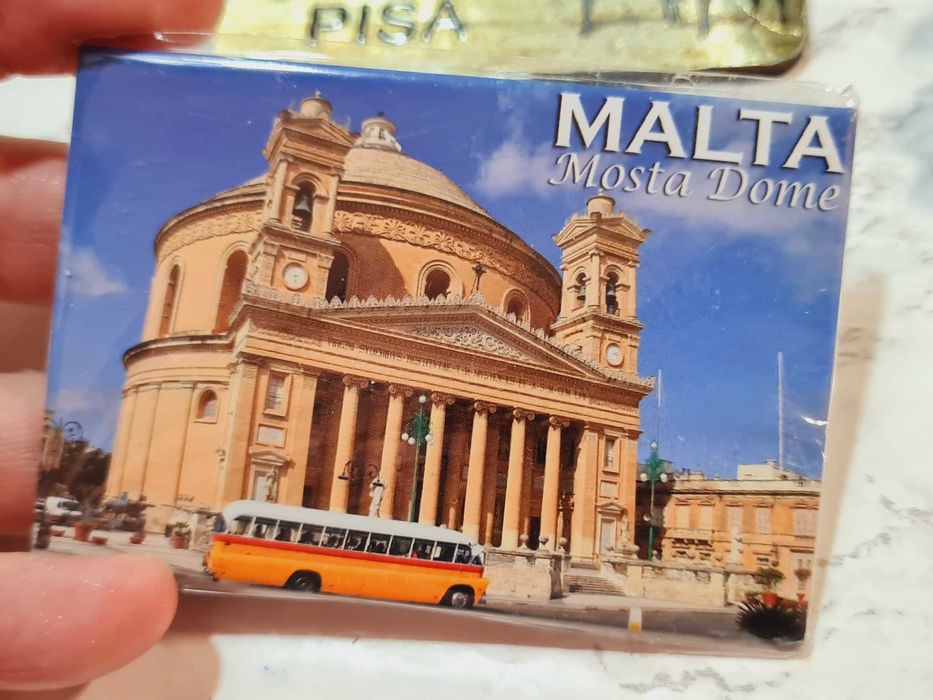 5 magneti de frigider