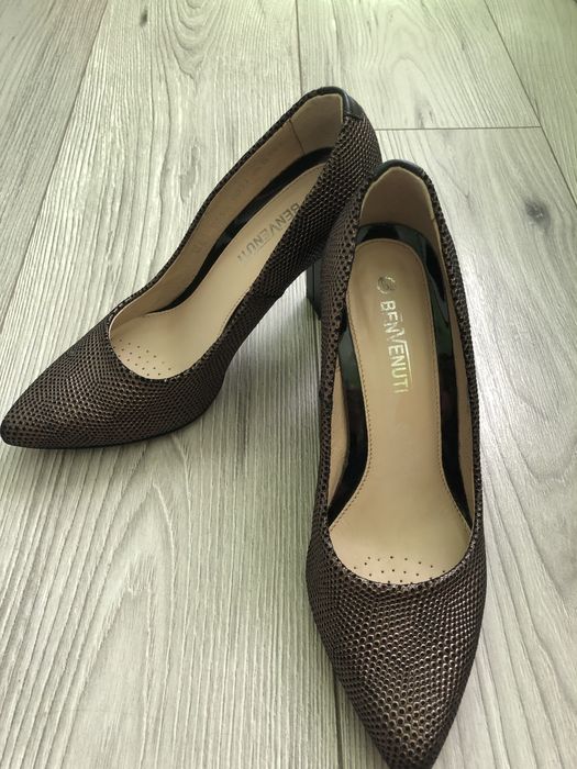 Pantofi cu toc Benvenuti