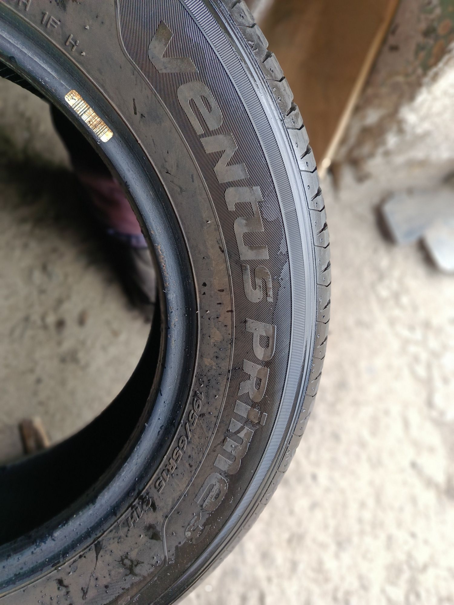 Летни гуми -2021г.-15цола-195/65-1бр.-75лв."HANKOOK"