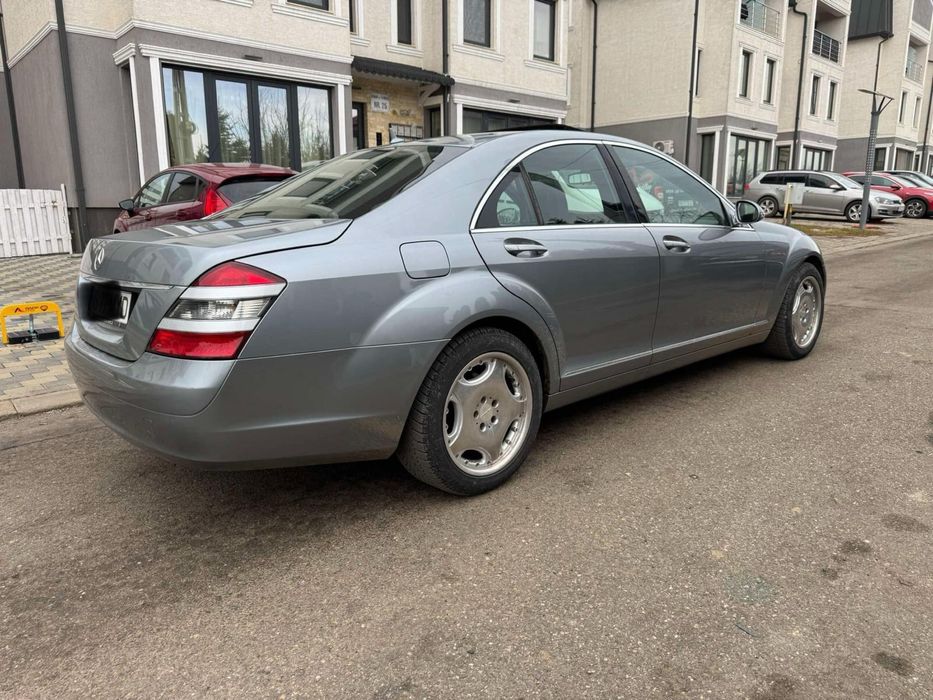 Mercedes-Benz s class w221