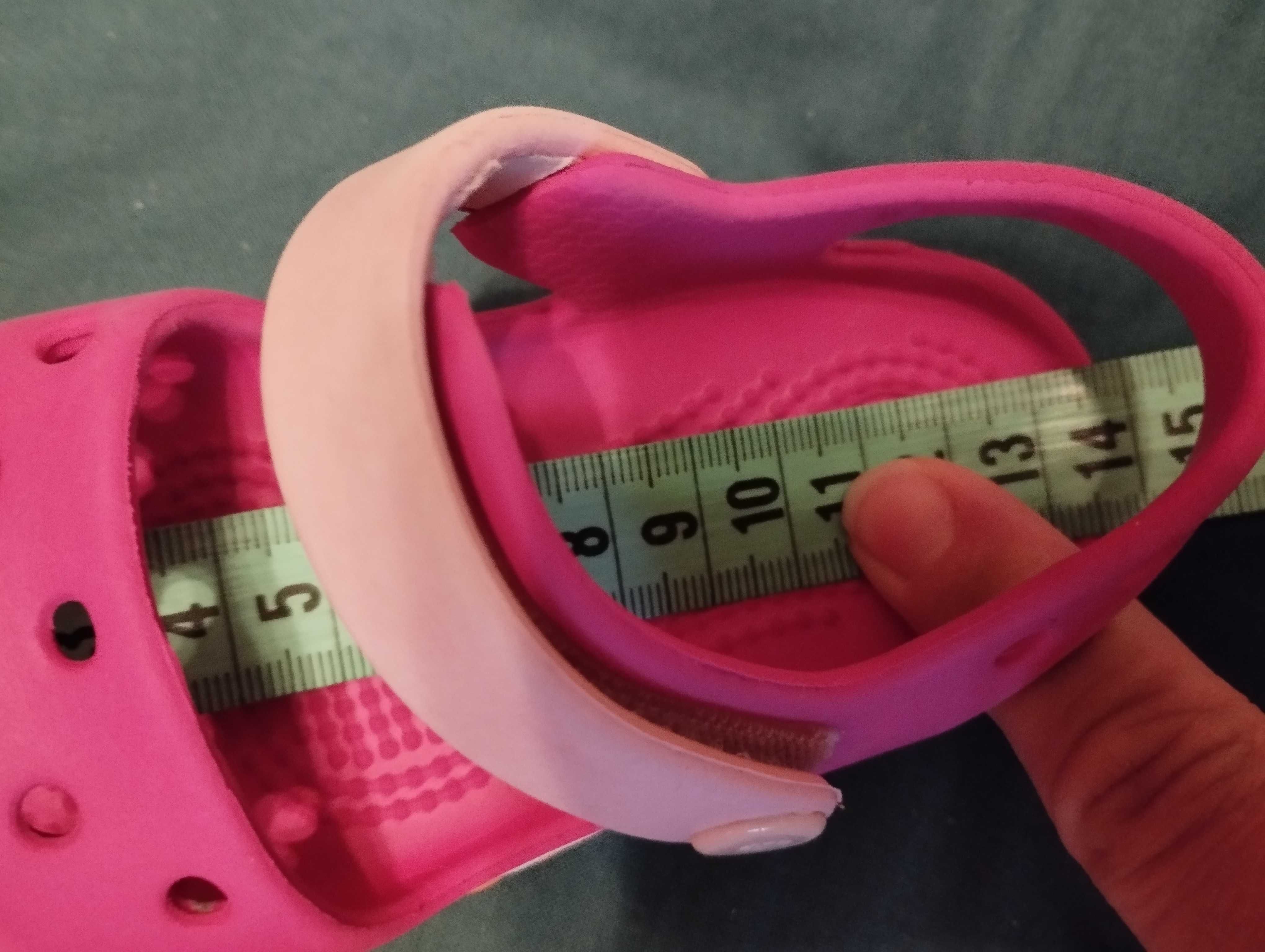 Crocs С 6-7/номер 23,24.