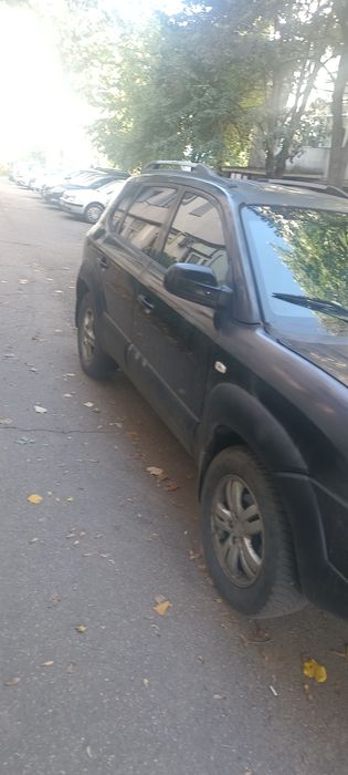 Vând  Tucson an 2006