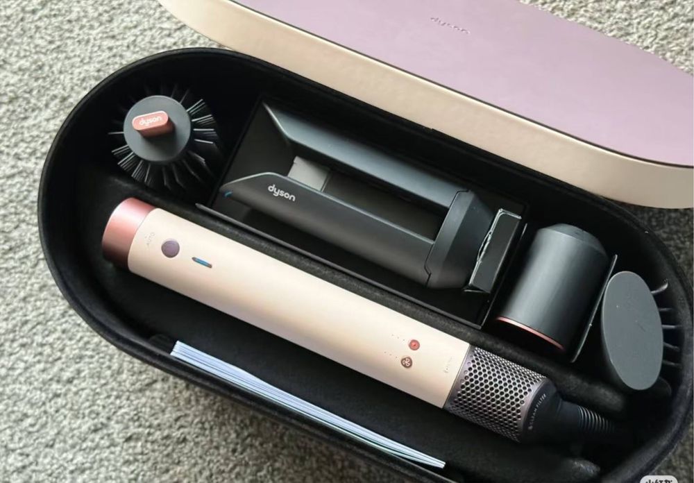 Dyson Jasper Plum / Blush Pink airwrap co-anda2x 1*1