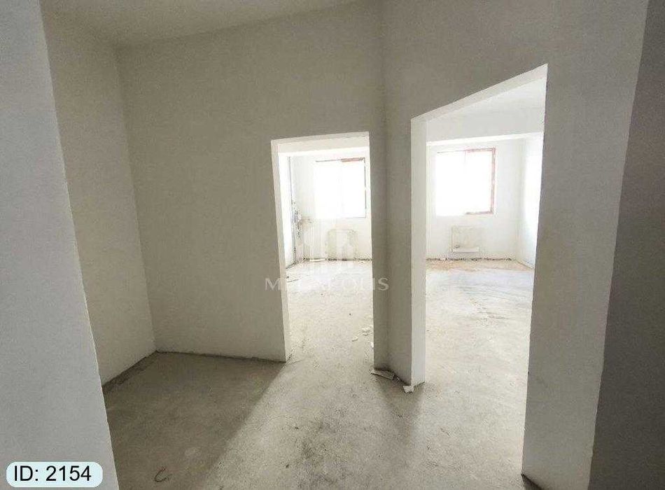 kritiy eski sumda 1 xona karobka uy sotiladi №2154