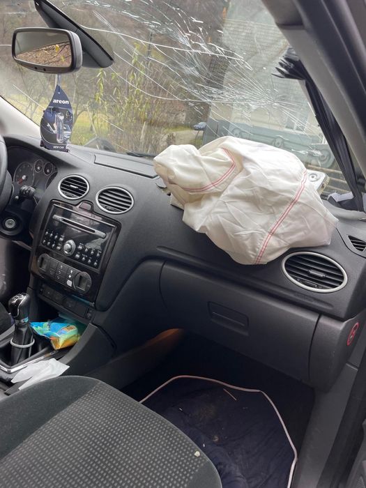 Ford focus mk2 avariat