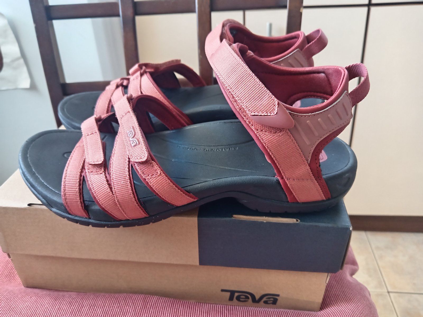Сандали Teva Tirra номер 40