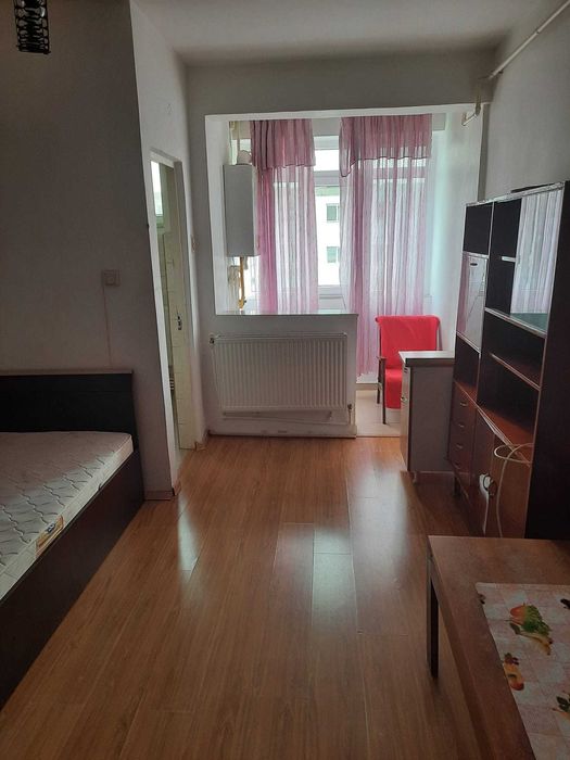 Inchiriez Garsoniera Slobozia zona Catedralei