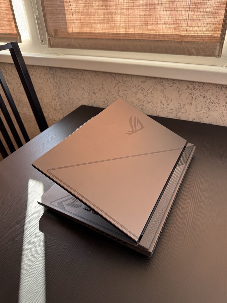 Asus Rog Strix G 16