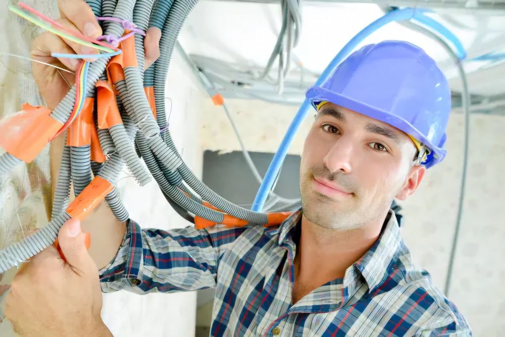 Электрик услуги 24/7, электрик недорого