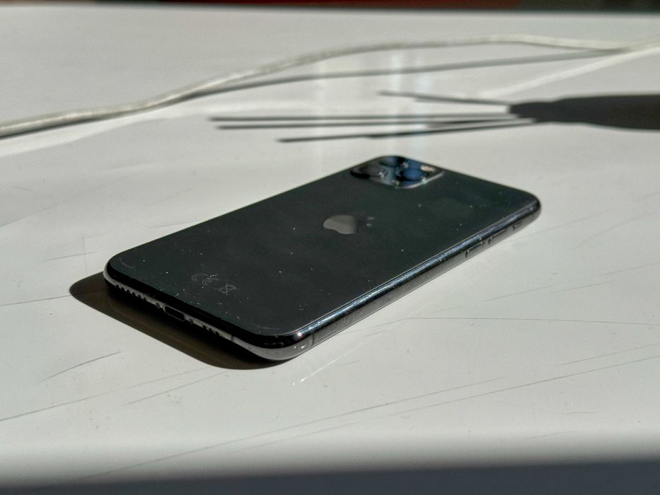 iPhone 11 Pro 64GB Space Grey – Работещ, с нормални следи от употреба