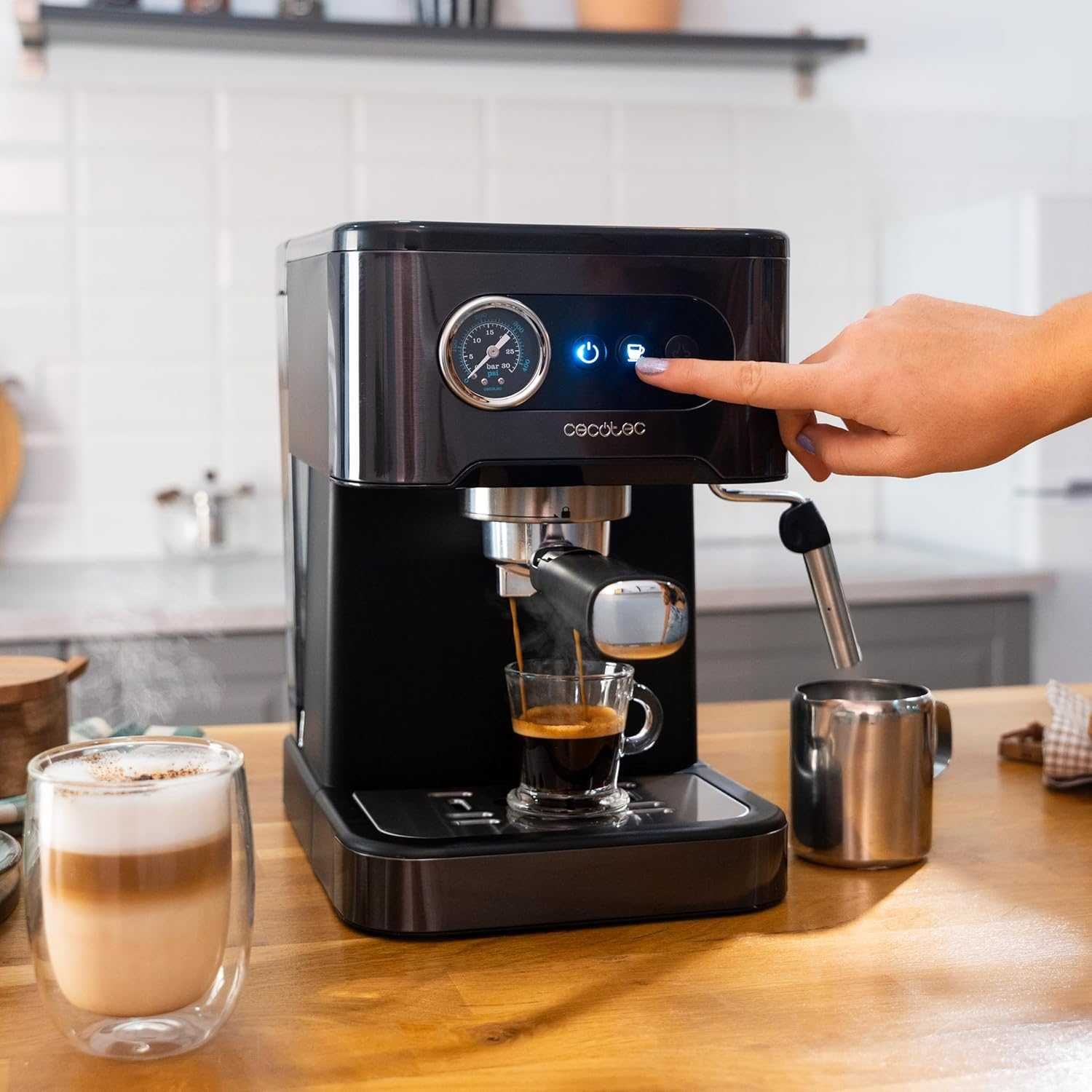 Еспресо кафемашина Cecotec Power Espresso 20 Pro Latte 1350W