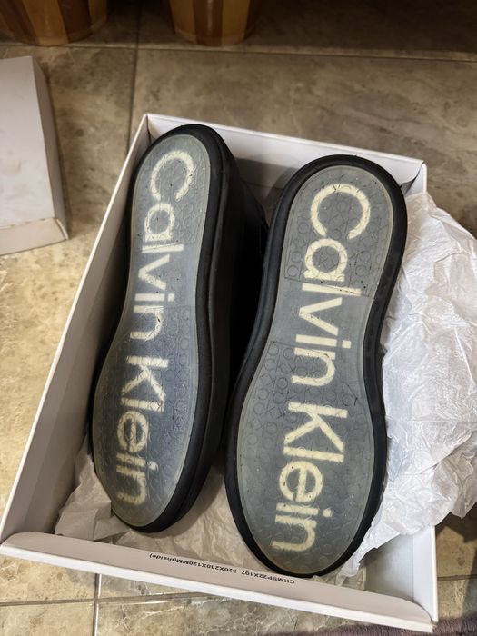 Calvin Klein Low Top Lace Up