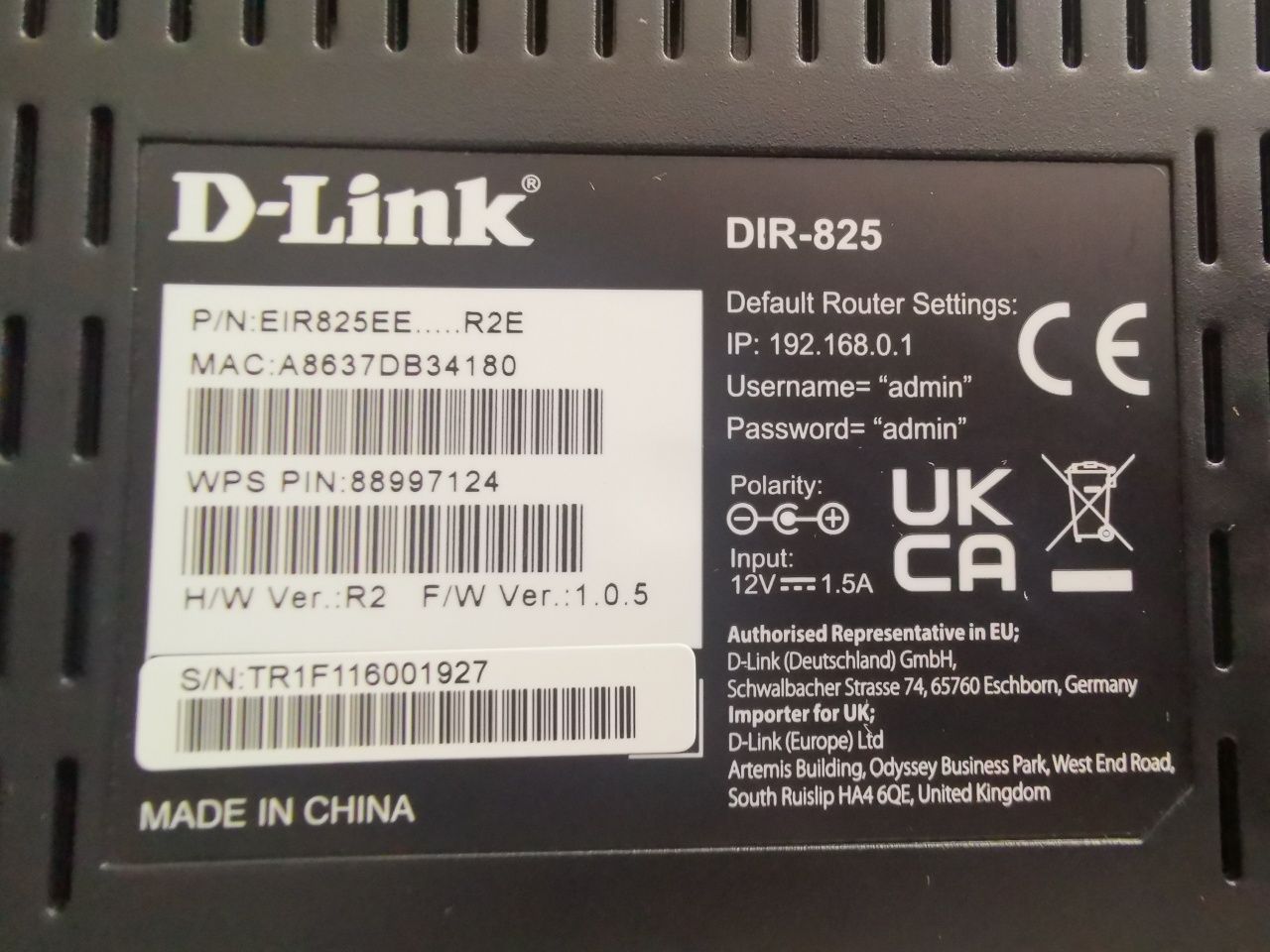 НОВ D-Link DIR-825 Безжичен Двубандов SimLTE USB AC-1200 Gigabit Рутер