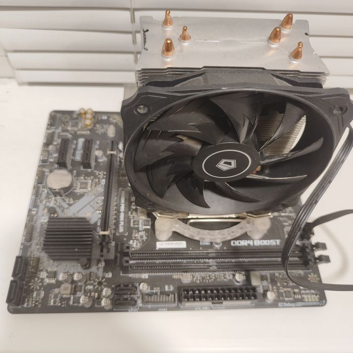 Продам материнскую плату msi H310M PRO-VDH PLUS