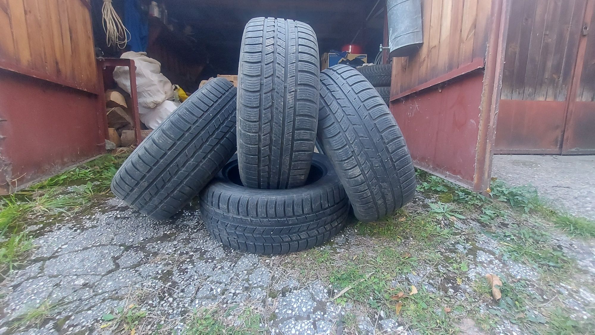 Гуми Nexen 235/55/17