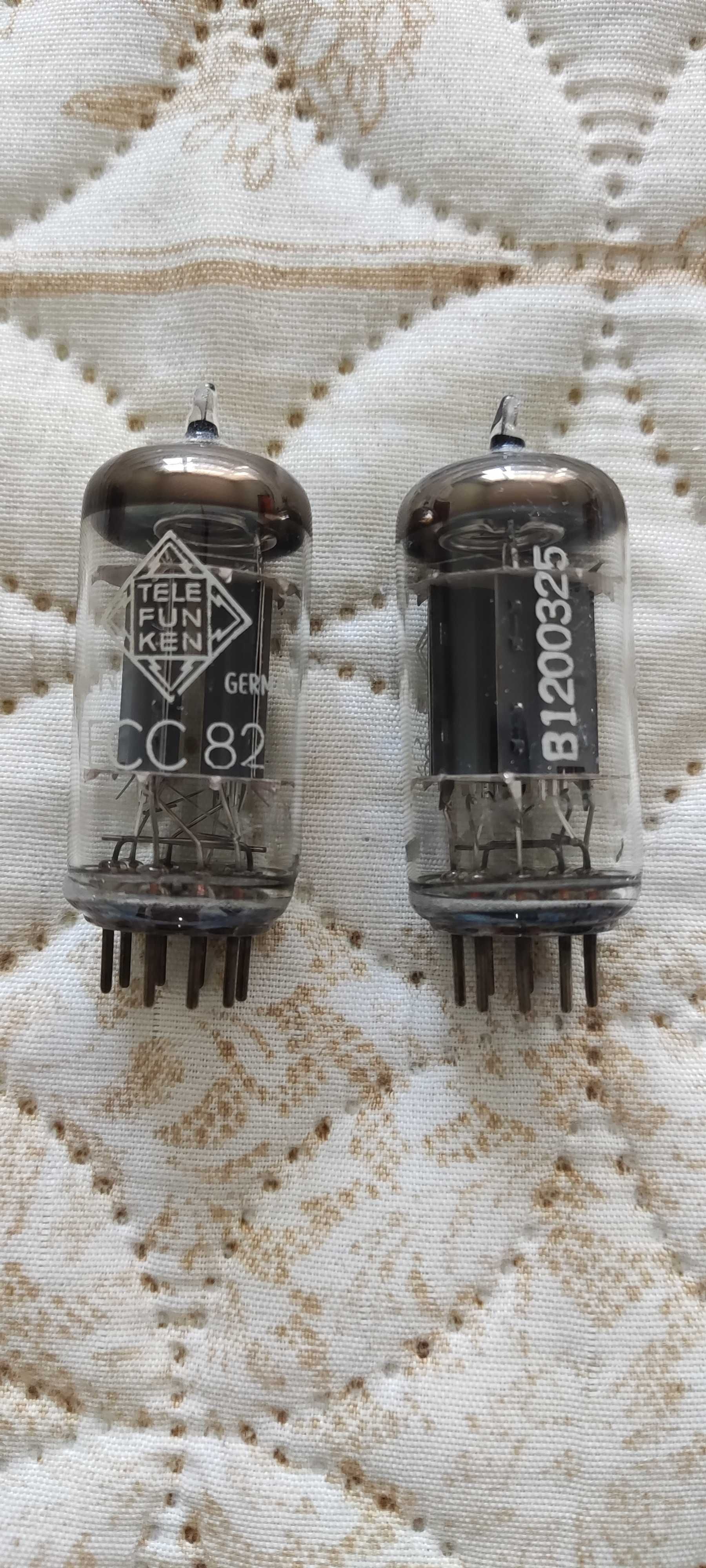 Продавам двойка мачнати радио лампи  Telefunken ECC82 (12AU7) NOS