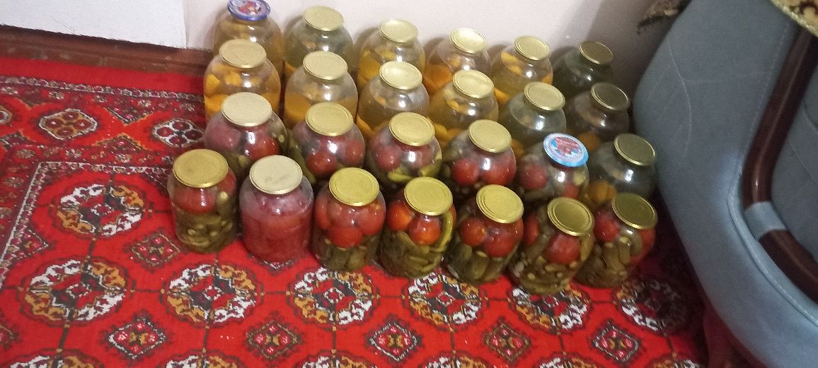 Маринованные огурцы с помидорами  2л и 3л
