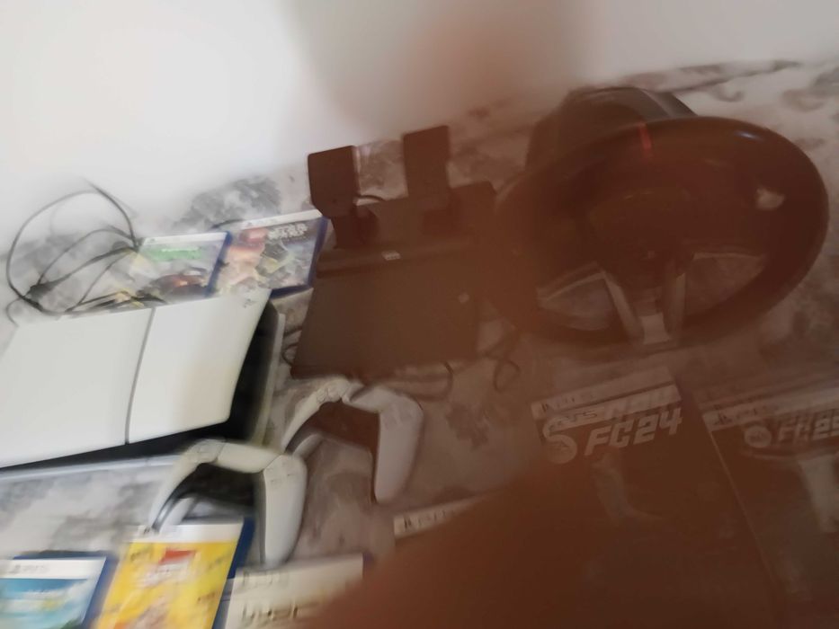 Продавам Playstation 5