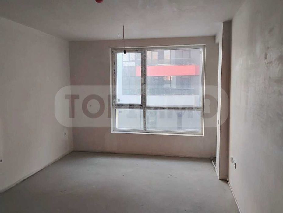 Продава се Тристаен апартамент в Варна, Трошево - 96 кв.м за 3021 €/кв.м - Снимка #1